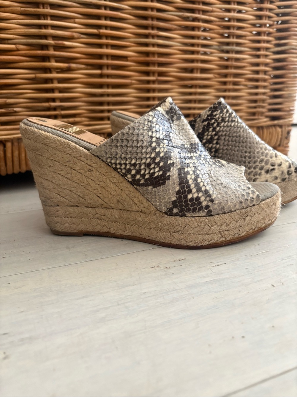 Kanna Made in Spain Snakeskin Espadrille Wedge Slides Size 6